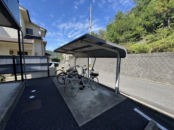 セジュールアンバタ