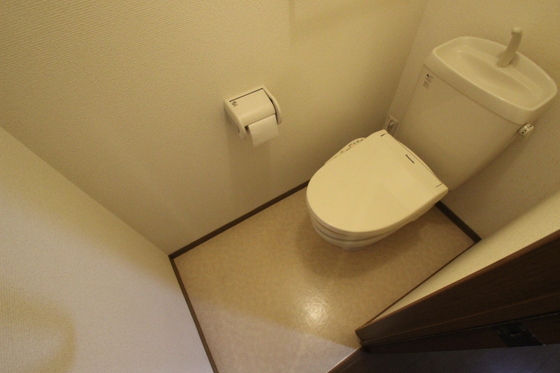 フローラ西山本