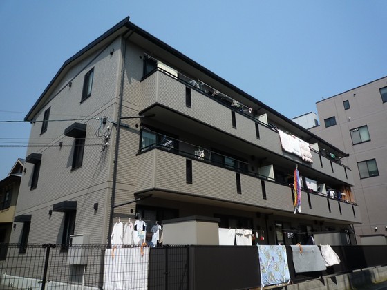 フローラ西山本