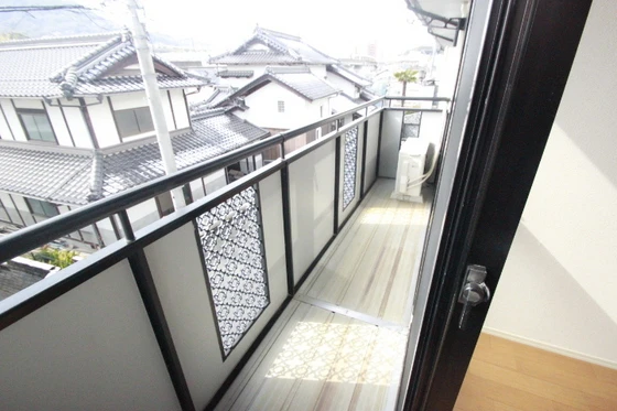 ドミール西ヶ原 B棟