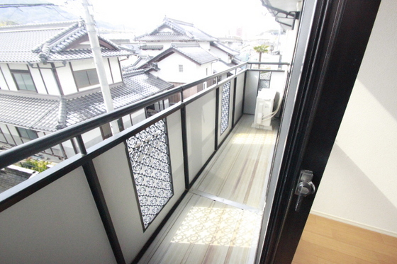 ドミール西ヶ原 B棟