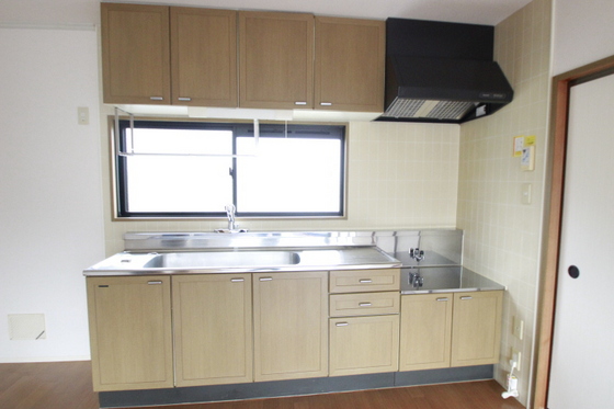 ドミール西ヶ原 B棟