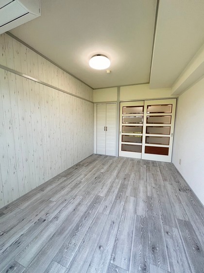 ホワイトヴィラ