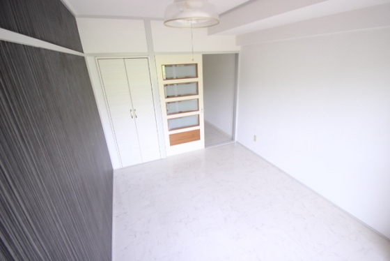 ホワイトヴィラ