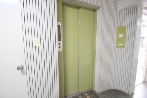 ホワイトヴィラ