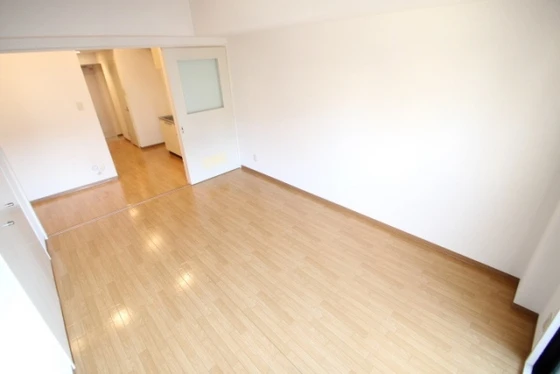 クレセールフルタ