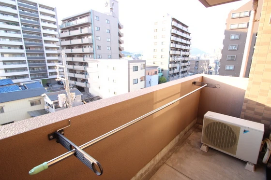 クレセールフルタ