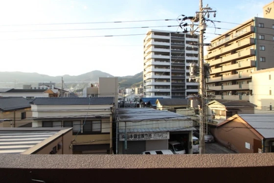 クレセールフルタ