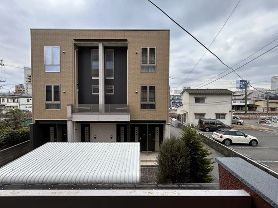 鷹の羽マンション