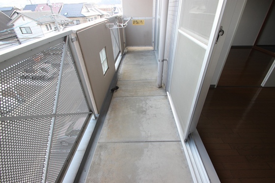 シャインハウスD棟