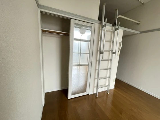 レオパレスflora