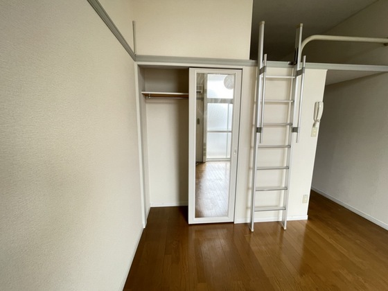 レオパレスflora