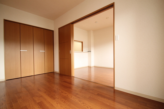 エミネンス西原 壱番館