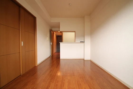 エミネンス西原 壱番館