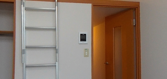 レオパレスルミエラ