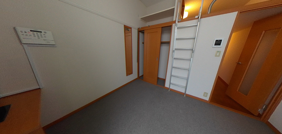 レオパレスルミエラ