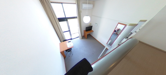 レオパレスラフィーナ