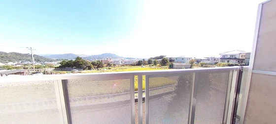 レオパレスラフィーナ