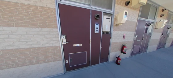 レオパレスラフィーナ