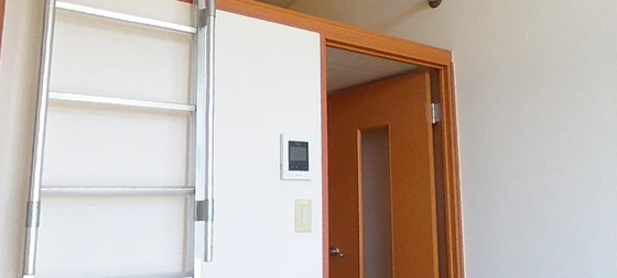 レオパレスラフィーナ