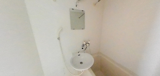 レオパレス東久保