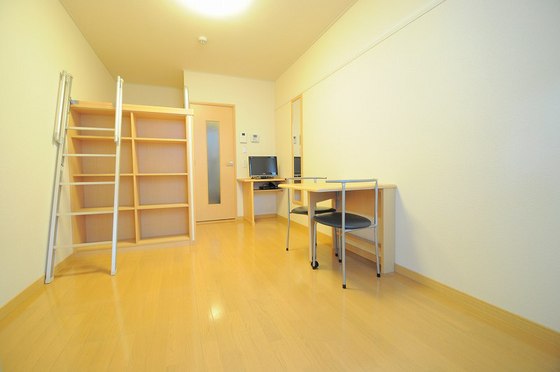 レオパレス東久保