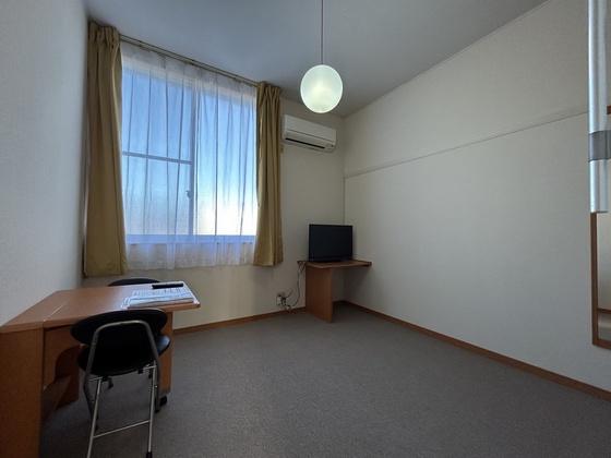 レオパレスEMINENCE