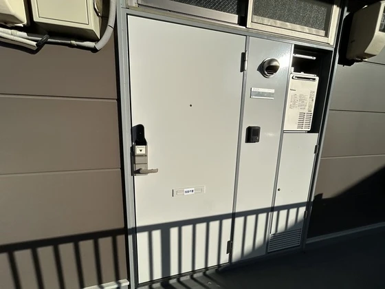 レオパレスEMINENCE