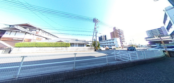 レオパレスEMINENCE