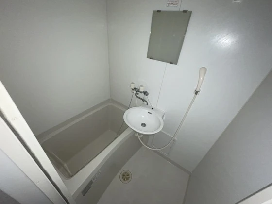 レオパレス三宅