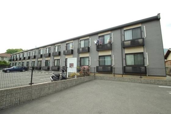 レオパレス三宅