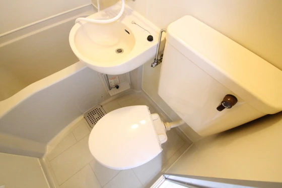 アヴェニュー佐方