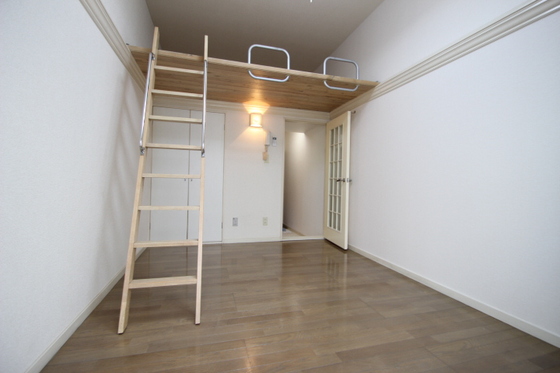 アヴェニュー佐方