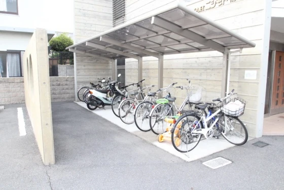 RUMAHニシモト桃山