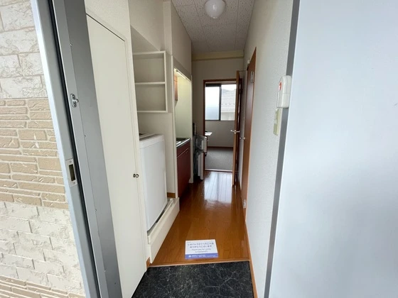 レオパレスラポール