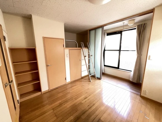 レオパレスシナジー