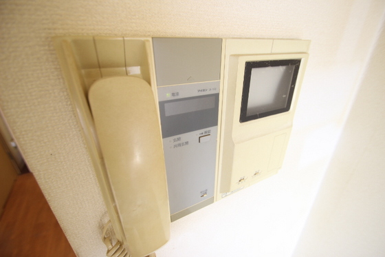 グラビスコート西原駅前