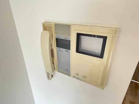 グラビスコート西原駅前