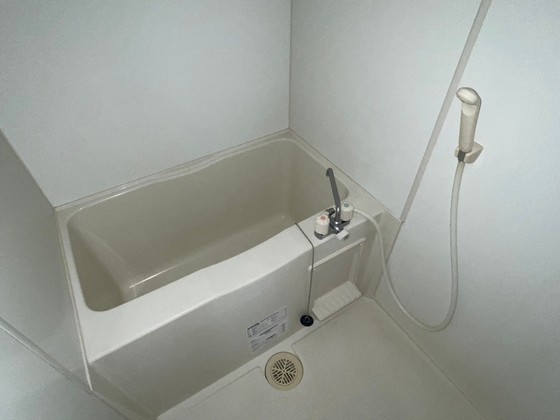 グラビスコート西原駅前