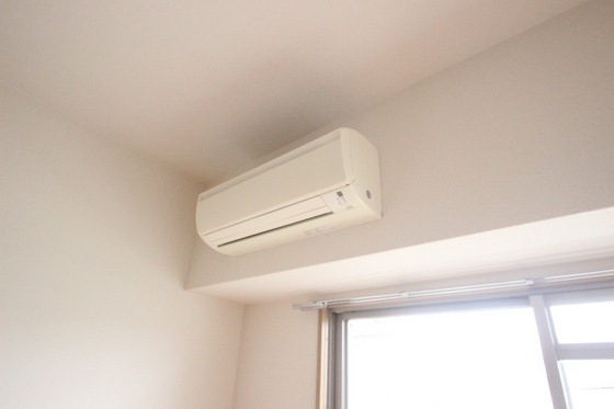 グラビスコート西原駅前