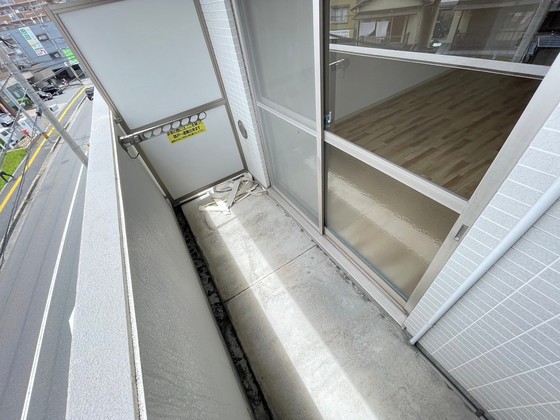 グラビスコート西原駅前