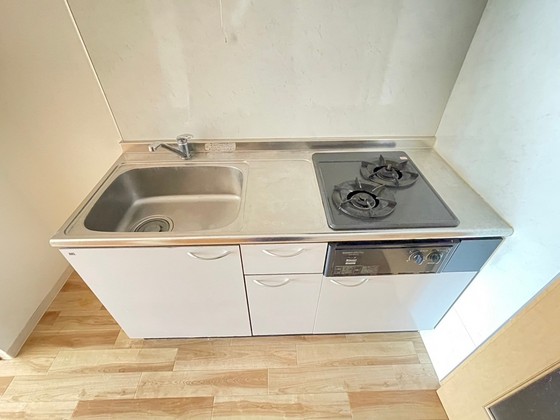 グラビスコート西原駅前