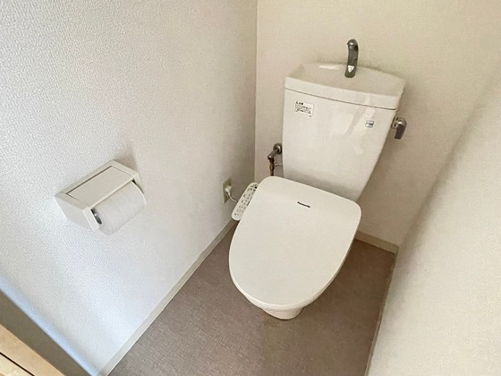 グラビスコート西原駅前