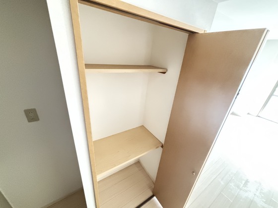 グラビスコート西原駅前