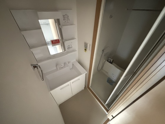 グラビスコート西原駅前