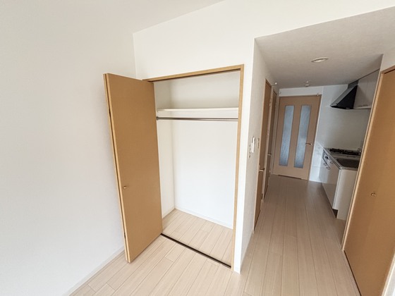 グラビスコート西原駅前