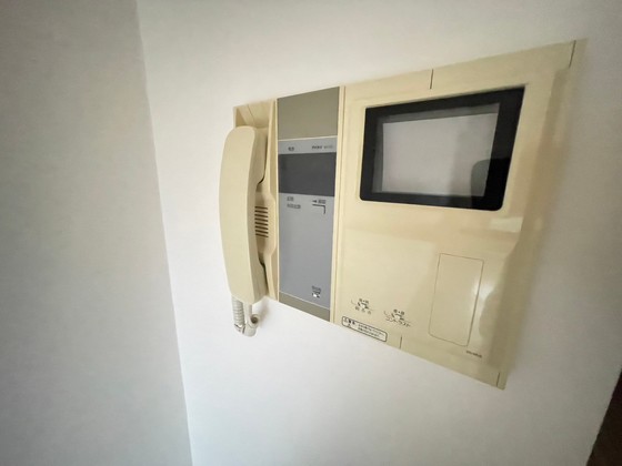 グラビスコート西原駅前