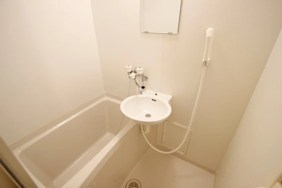 レオパレスKAMON Ⅵ