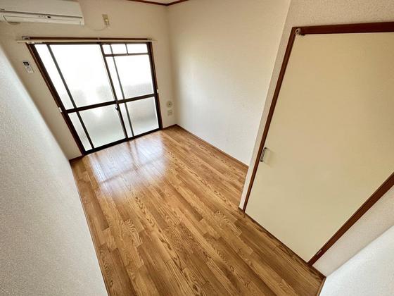 サンローレル八幡