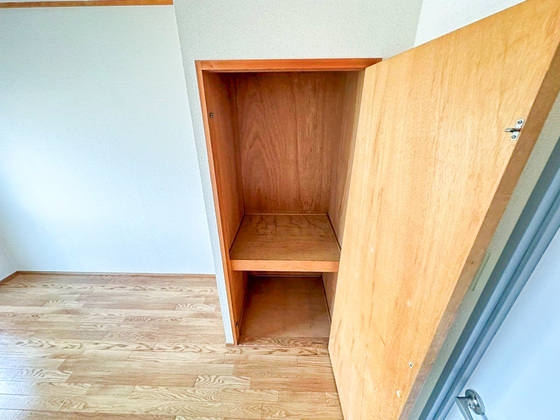 サンローレル八幡